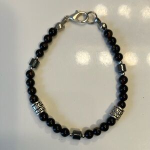 Black Onyx with hematite and silver metal beads 6” bracelet.